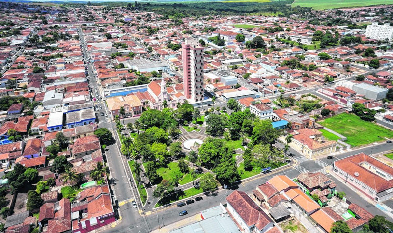 Descubra como o comércio eletrônico está dominando o mercado brasileiro! Em Abaetetuba, Pará, o WebCatálogo é a ferramenta ideal para quem busca praticidade, conforto e segurança na hora de abrir sua loja virtual.