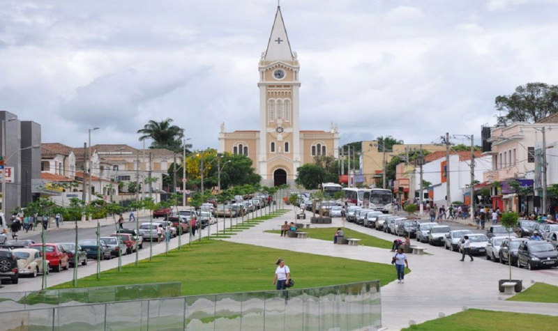 Descubra como o comércio eletrônico está dominando o mercado brasileiro! Em Abaetetuba, Pará, o WebCatálogo é a ferramenta ideal para quem busca praticidade, conforto e segurança na hora de abrir sua loja virtual.