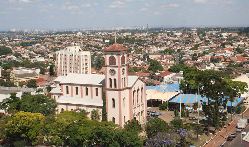 Descubra como o comércio eletrônico está dominando o mercado brasileiro! Em Abaetetuba, Pará, o WebCatálogo é a ferramenta ideal para quem busca praticidade, conforto e segurança na hora de abrir sua loja virtual.