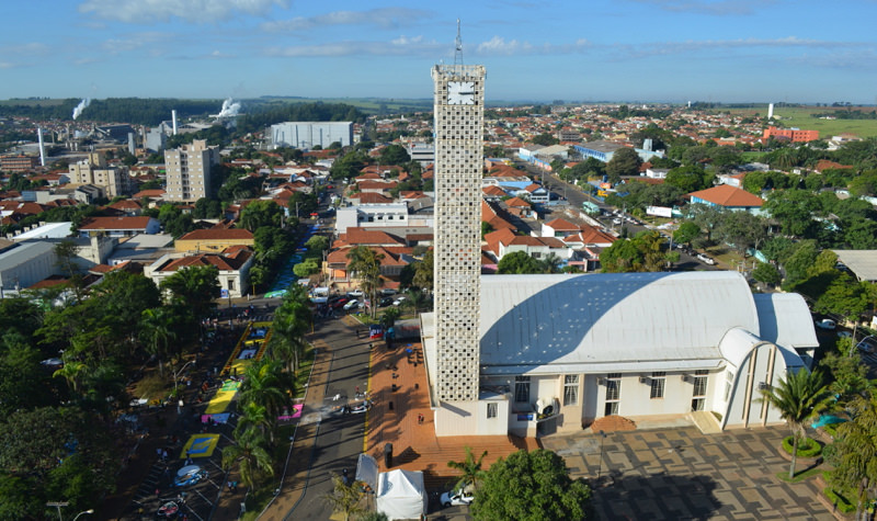 Descubra como o comércio eletrônico está dominando o mercado brasileiro! Em Abaetetuba, Pará, o WebCatálogo é a ferramenta ideal para quem busca praticidade, conforto e segurança na hora de abrir sua loja virtual.