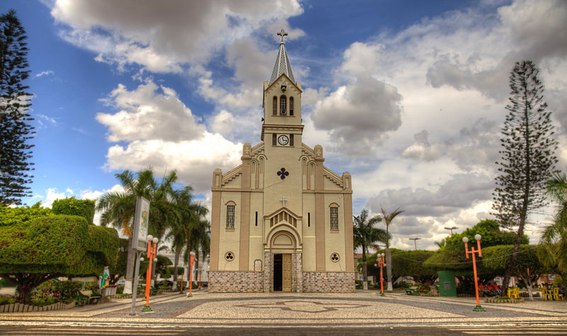 Descubra como o comércio eletrônico está dominando o mercado brasileiro! Em Abaetetuba, Pará, o WebCatálogo é a ferramenta ideal para quem busca praticidade, conforto e segurança na hora de abrir sua loja virtual.